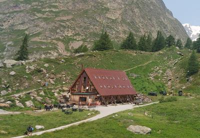 Cabane du Combal
