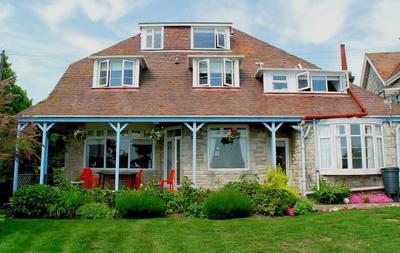 Bella Vista (Book direct for Best Prices)