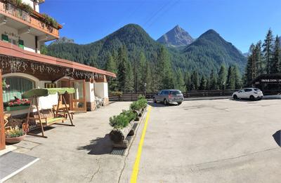 Hotel Roy