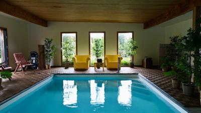 Villa Piscine Interieure privée BRETAGNE