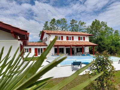 Villa Zeruko Izarra
