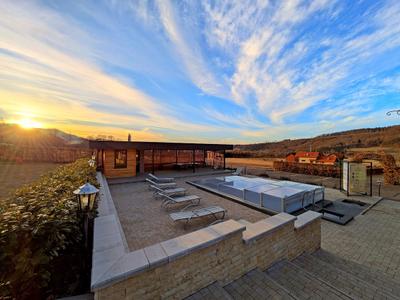 PALLOS Retreat & Wellness