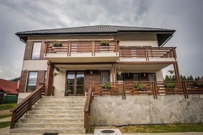 Pension Edelweiss, Putna