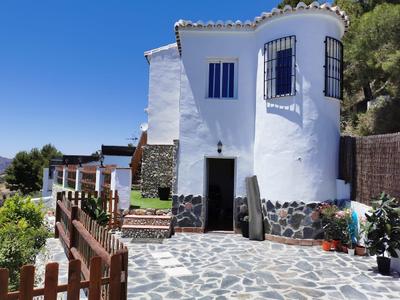 Casa Ayo