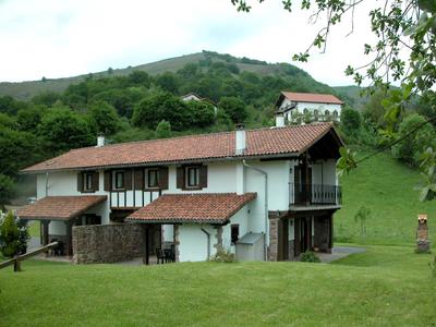 Casa Rural Karakotxeko Borda Norte y Sur