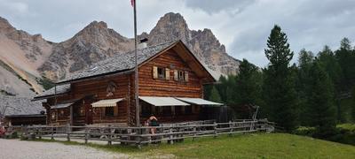Malga Pices Fanes