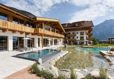 NOVA Moments Boutique Hotel