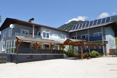 B & B Gmeineck