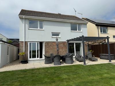 Sand Dunes Holiday Home