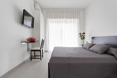 Elements Guest House Roma