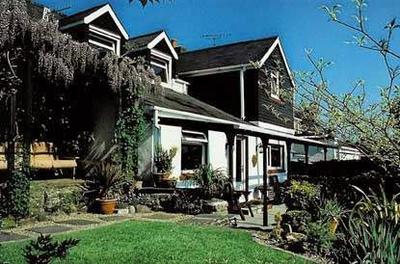 Swan Cottage