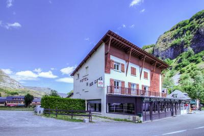 Hotel des Cimes
