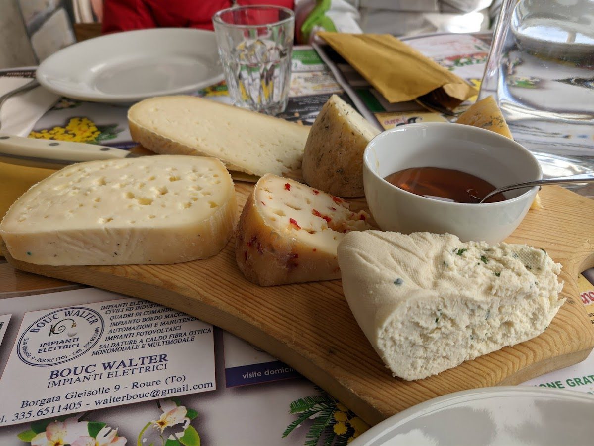 Agriturismo Dal Baffo Azienda Agricola Ivano Challier 2