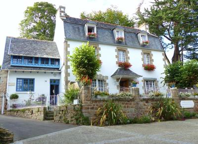 CHAMBRES & TABLES D'HÔTES baie de MORLAIX Demeure des Tilleuls