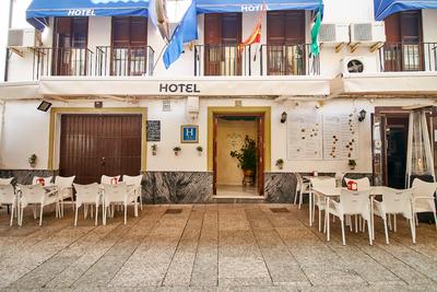 Hotel Virgen de los Reyes