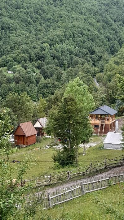 Guest House , Kamping Arditi
