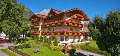Hotel-Garni Weidacherhof Leutasch