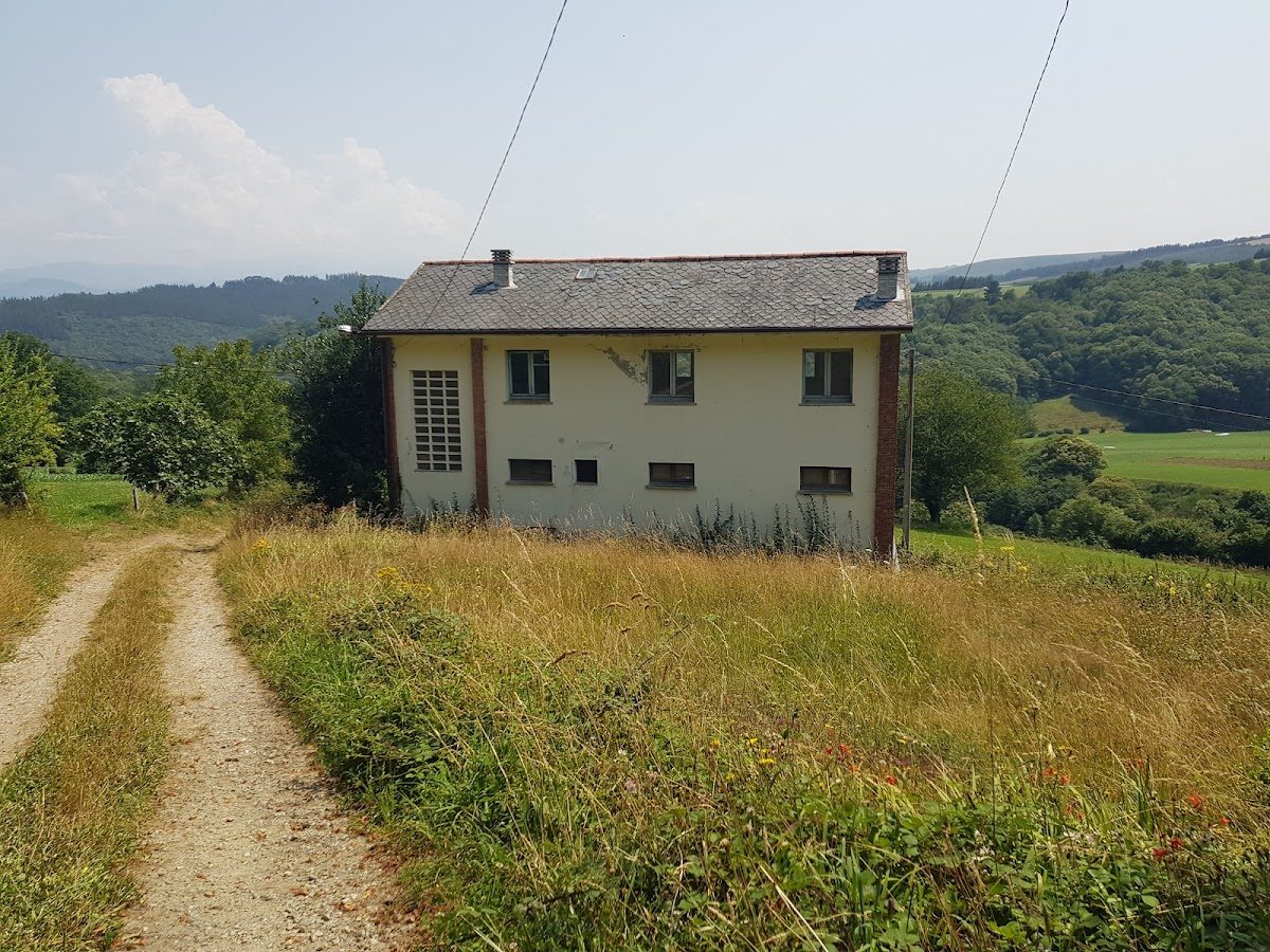 Albergue Santa María de Borres