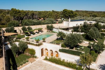 Mastropa’ Exclusive Resort