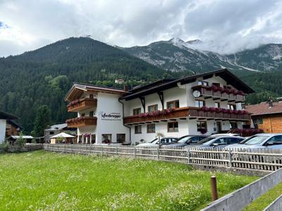 Landhaus Moosbrugger, Frühstückspension in Steeg im Lechtal