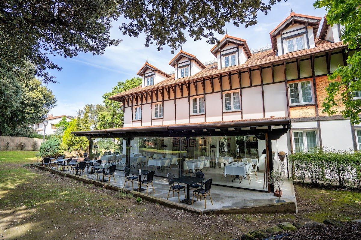 Hotel Torres de Somo