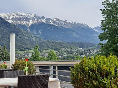 Penz Hotel West