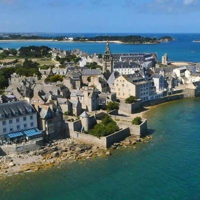 Les Arcades Roscoff