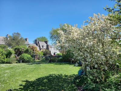 Giverny Cottage