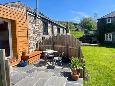 Cleave Farm Cottages