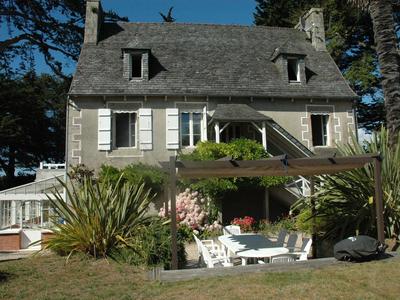 SAINT EFFAM:Grande maison face à la mer Location de vacances(Parc de Tregomer, Côte de Granit Rose)