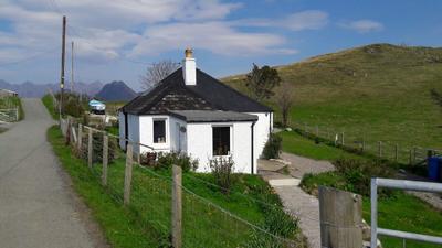 Garsbheinn B&B WiFi Elgol & Sheperds Hut
