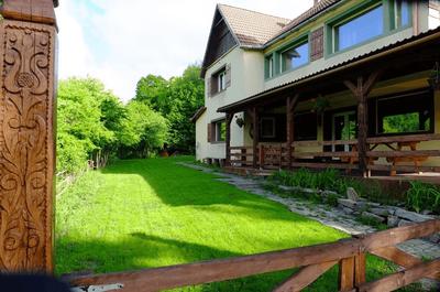 Parkside Villa