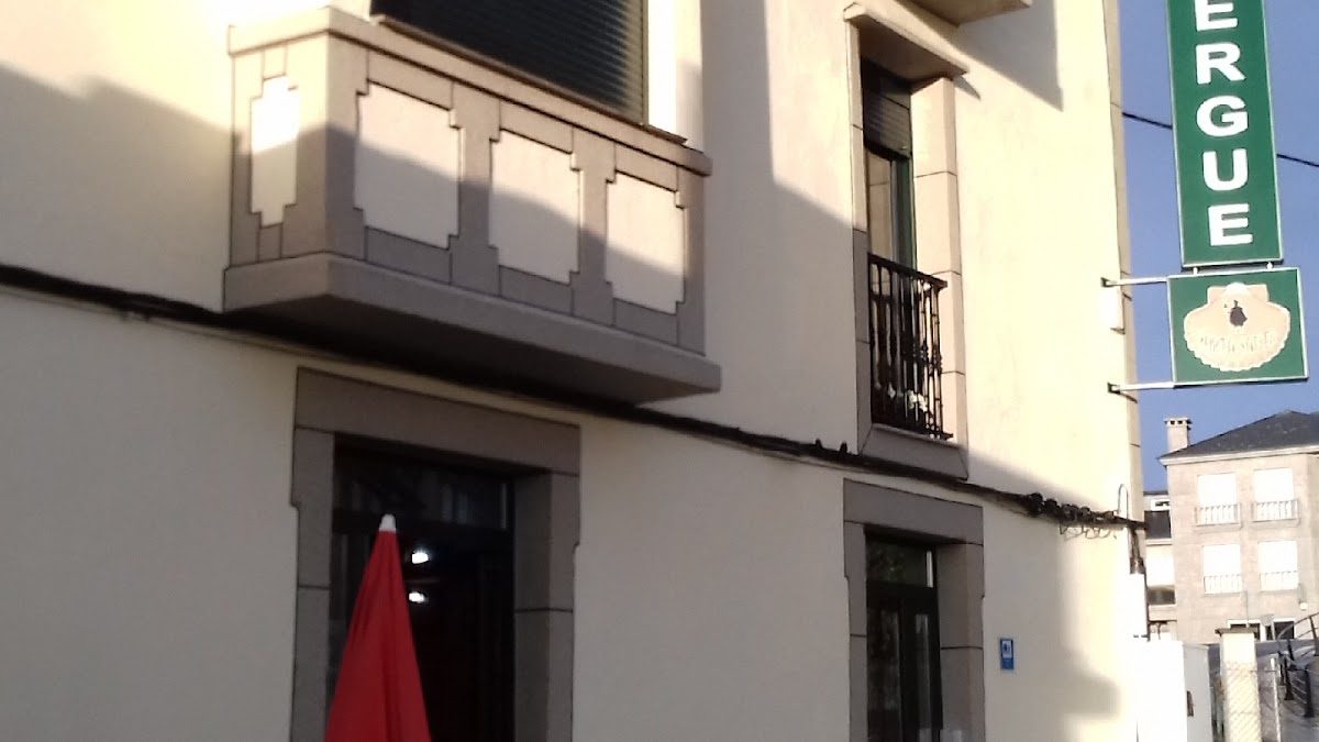 Albergue Porta Santa en Cádavo Baleira