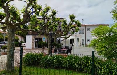 Hotel La Isla