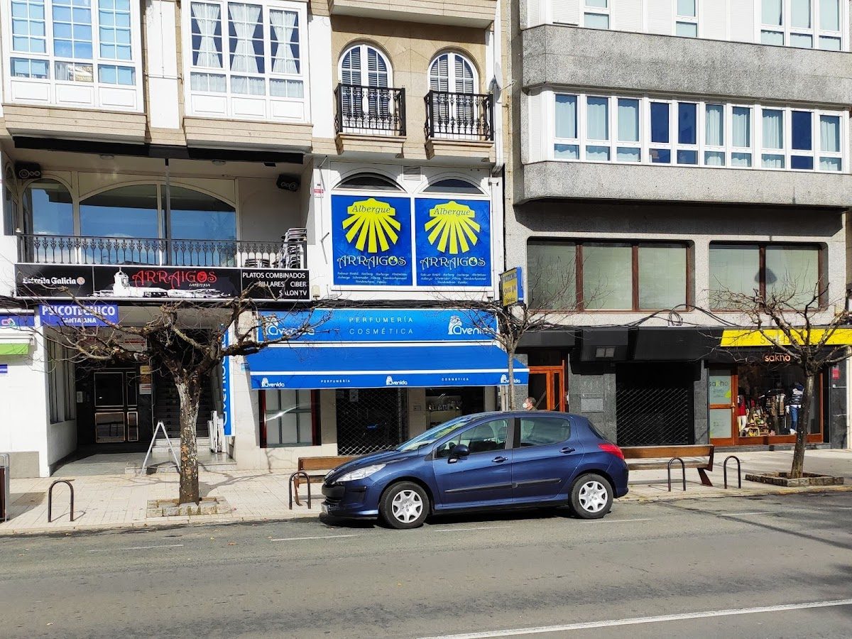 Albergue Arraigos