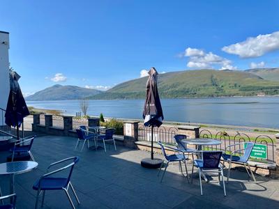 Clan Macduff Hotel