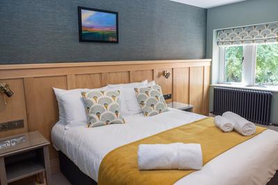 Redstones Bed & Breakfast