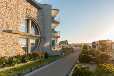 Hôtel Valdys - Beau rivage****