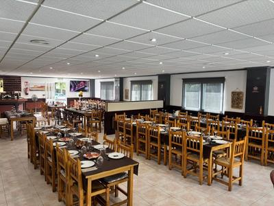 Vitela Nosa || Restaurante & Pensión