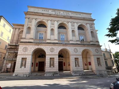 Spoleto vicoli e arte