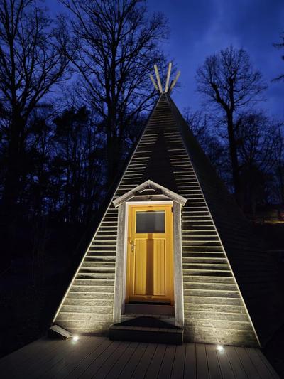 Tepee to rent