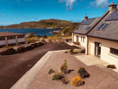 Derrynane Hotel & Oceanfront Cottages
