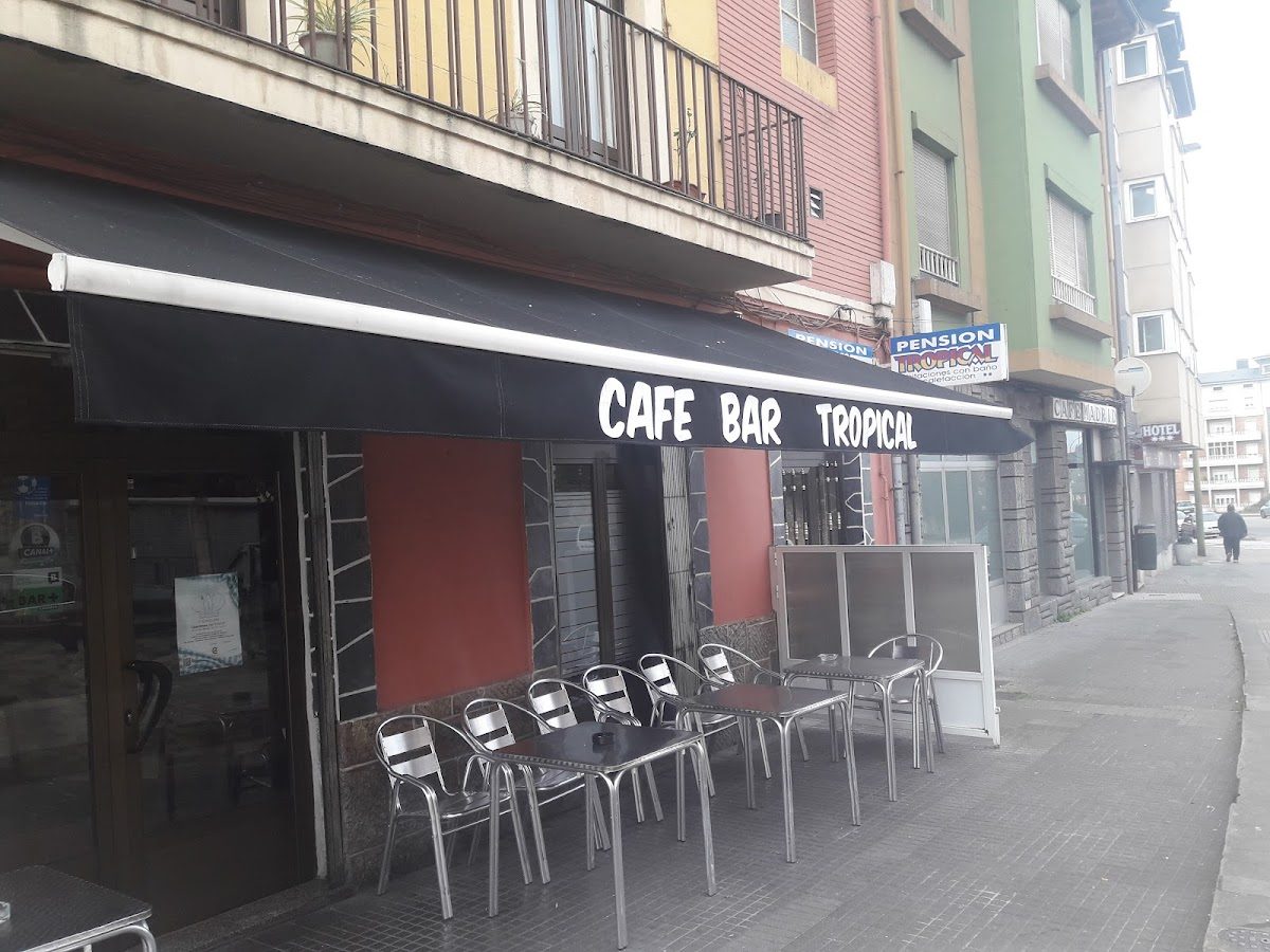 Pensión El Tropical