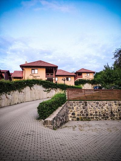 Tofi Panzió