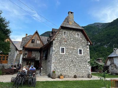 Shpella Guesthouse