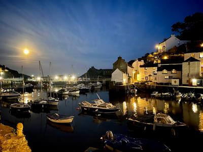 The House On The Props, Polperro