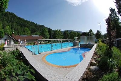 Schwimmbad Camping Mössler - Campingplatz Millstätter See
