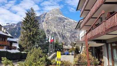 Cresta et Duc Contemporary Alpine Hotel