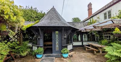 Hoops Inn & Country Hotel