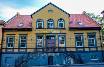 Pirklių namai